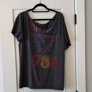 Vintage 1986 Graphic T-Shirt